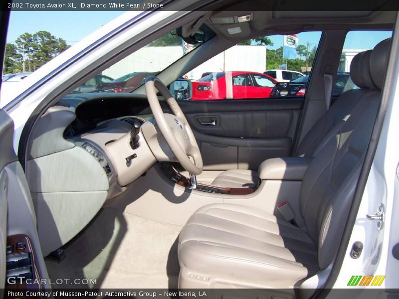 Diamond White Pearl / Stone 2002 Toyota Avalon XL