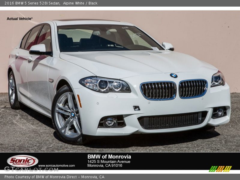 Alpine White / Black 2016 BMW 5 Series 528i Sedan