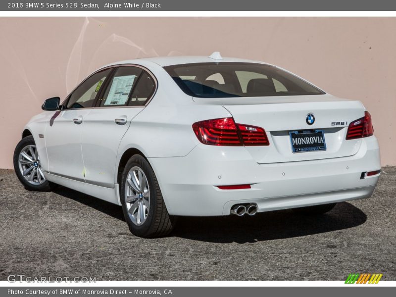 Alpine White / Black 2016 BMW 5 Series 528i Sedan