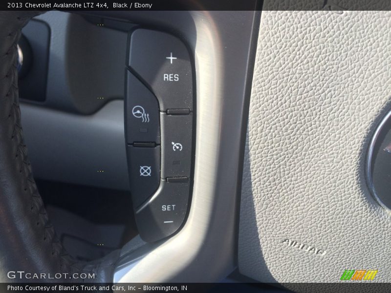 Black / Ebony 2013 Chevrolet Avalanche LTZ 4x4