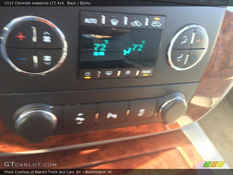 Black / Ebony 2013 Chevrolet Avalanche LTZ 4x4
