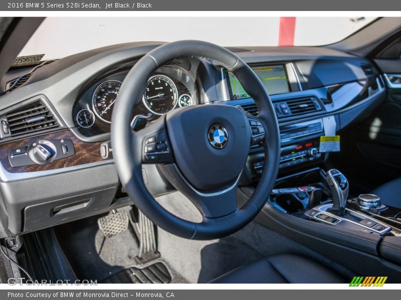 Jet Black / Black 2016 BMW 5 Series 528i Sedan