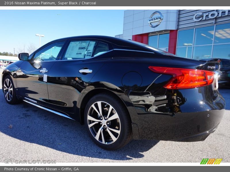 Super Black / Charcoal 2016 Nissan Maxima Platinum