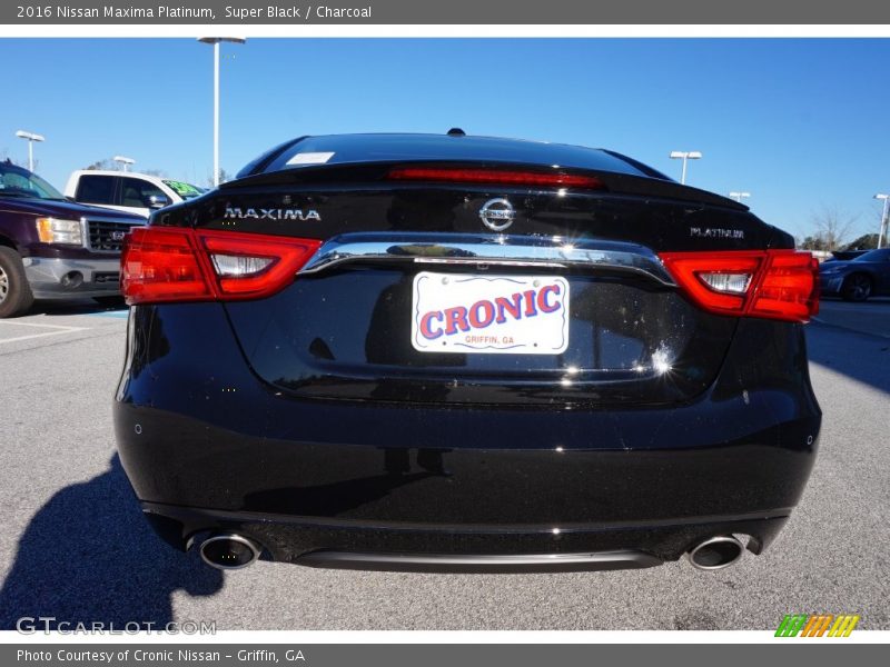 Super Black / Charcoal 2016 Nissan Maxima Platinum