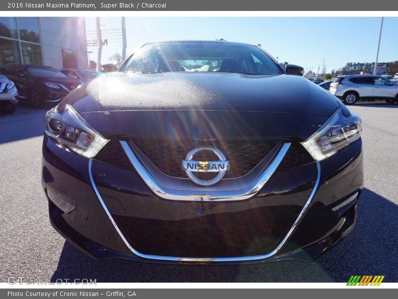 Super Black / Charcoal 2016 Nissan Maxima Platinum