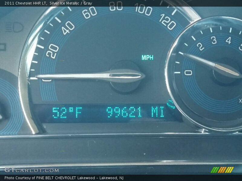 Silver Ice Metallic / Gray 2011 Chevrolet HHR LT