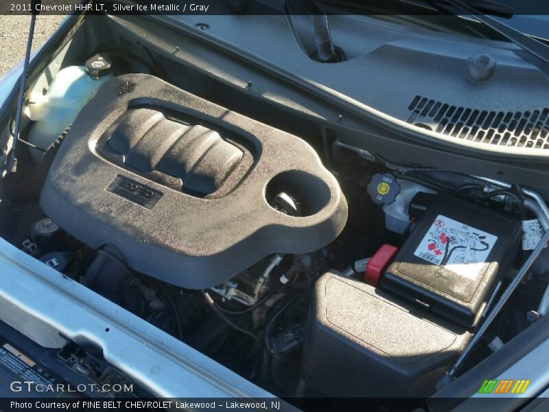 Silver Ice Metallic / Gray 2011 Chevrolet HHR LT