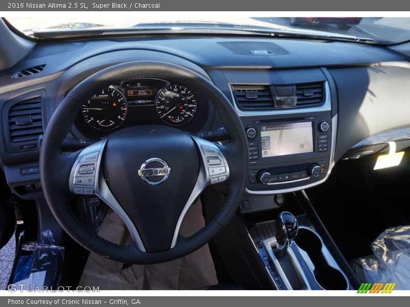 Super Black / Charcoal 2016 Nissan Altima 2.5 SL