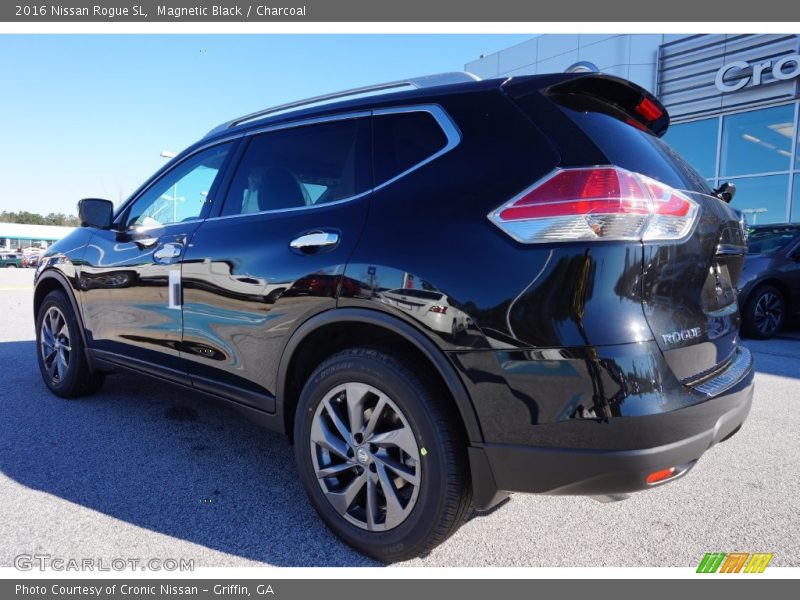 Magnetic Black / Charcoal 2016 Nissan Rogue SL