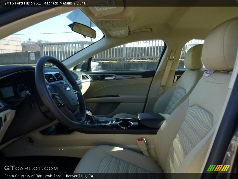Magnetic Metallic / Dune 2016 Ford Fusion SE