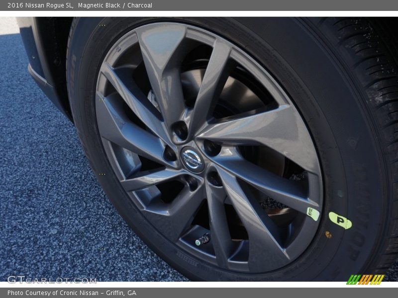 Magnetic Black / Charcoal 2016 Nissan Rogue SL