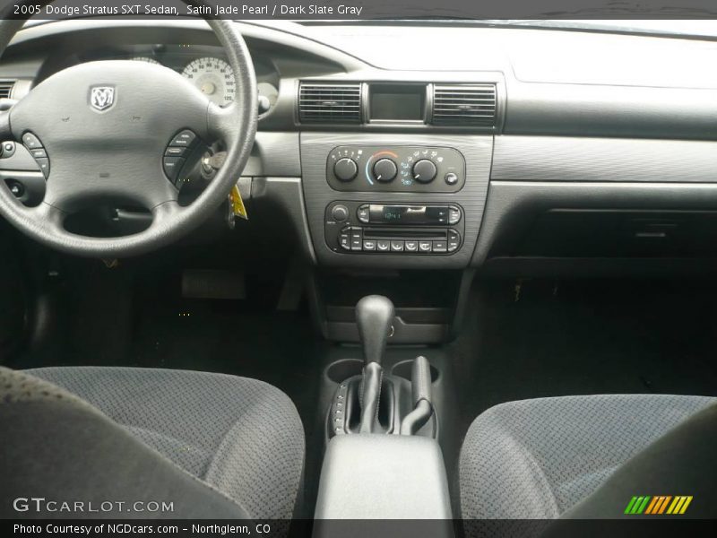 Satin Jade Pearl / Dark Slate Gray 2005 Dodge Stratus SXT Sedan