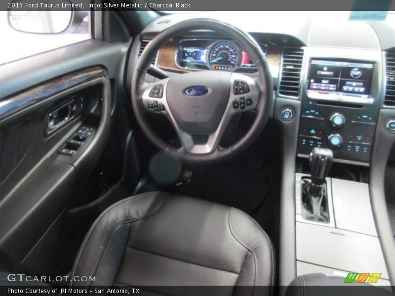 Ingot Silver Metallic / Charcoal Black 2015 Ford Taurus Limited