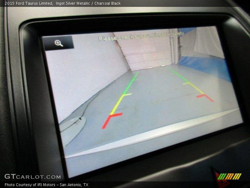 Ingot Silver Metallic / Charcoal Black 2015 Ford Taurus Limited