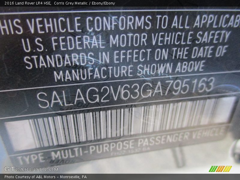 Corris Grey Metallic / Ebony/Ebony 2016 Land Rover LR4 HSE