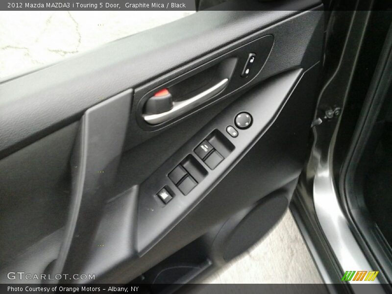 Graphite Mica / Black 2012 Mazda MAZDA3 i Touring 5 Door