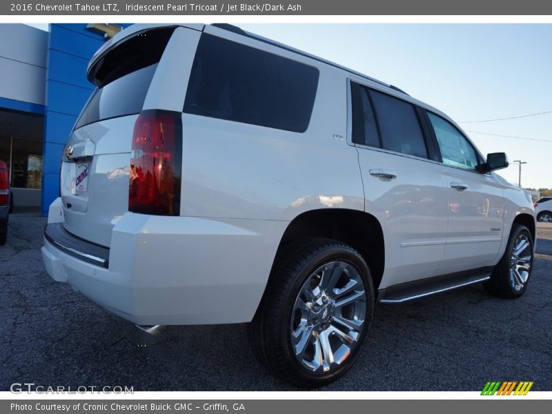 Iridescent Pearl Tricoat / Jet Black/Dark Ash 2016 Chevrolet Tahoe LTZ