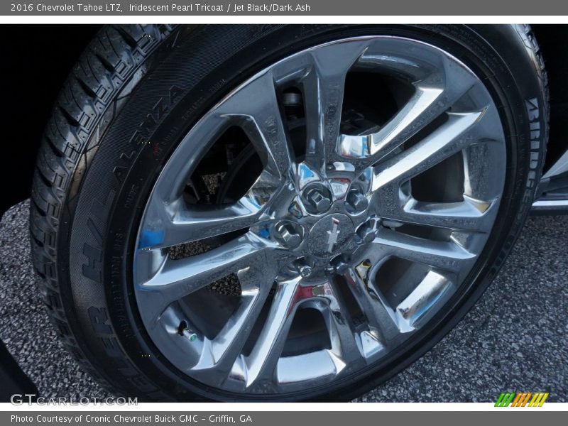 Iridescent Pearl Tricoat / Jet Black/Dark Ash 2016 Chevrolet Tahoe LTZ
