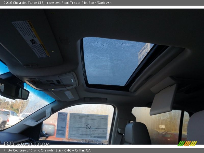 Iridescent Pearl Tricoat / Jet Black/Dark Ash 2016 Chevrolet Tahoe LTZ