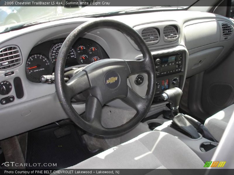 Summit White / Light Gray 2006 Chevrolet TrailBlazer LS 4x4