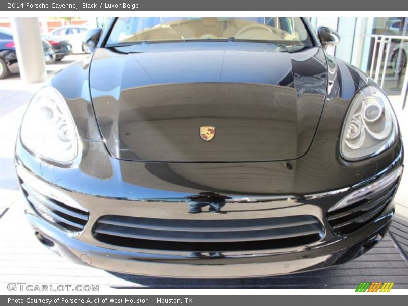 Black / Luxor Beige 2014 Porsche Cayenne