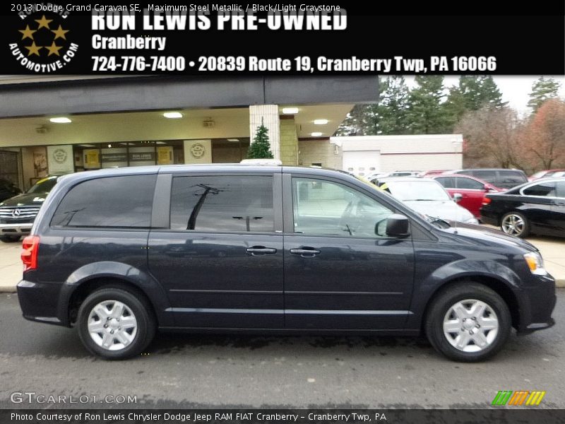 Maximum Steel Metallic / Black/Light Graystone 2013 Dodge Grand Caravan SE