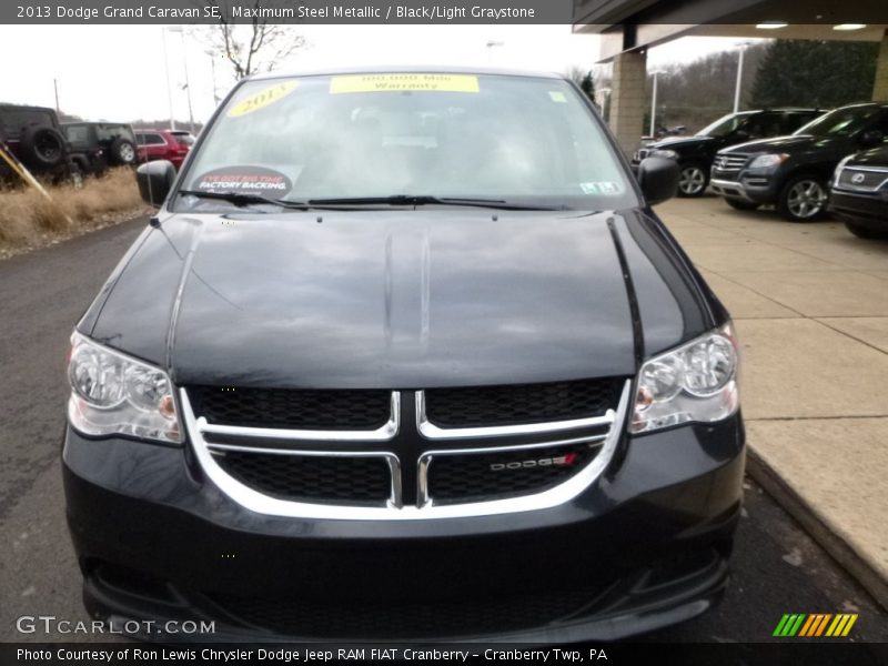 Maximum Steel Metallic / Black/Light Graystone 2013 Dodge Grand Caravan SE