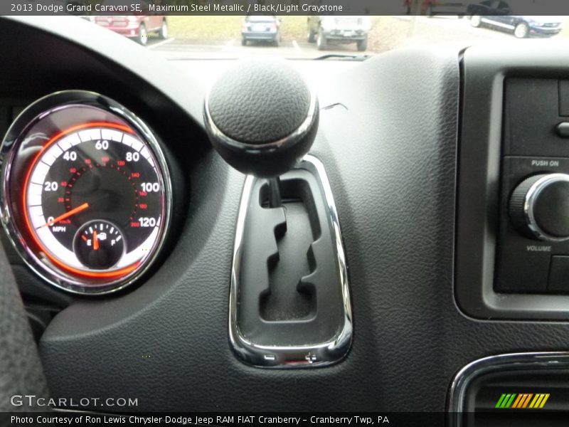 Maximum Steel Metallic / Black/Light Graystone 2013 Dodge Grand Caravan SE