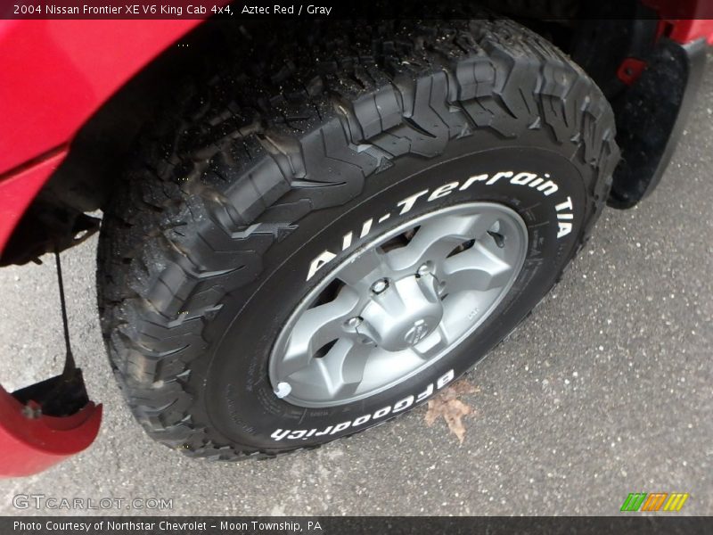 Aztec Red / Gray 2004 Nissan Frontier XE V6 King Cab 4x4