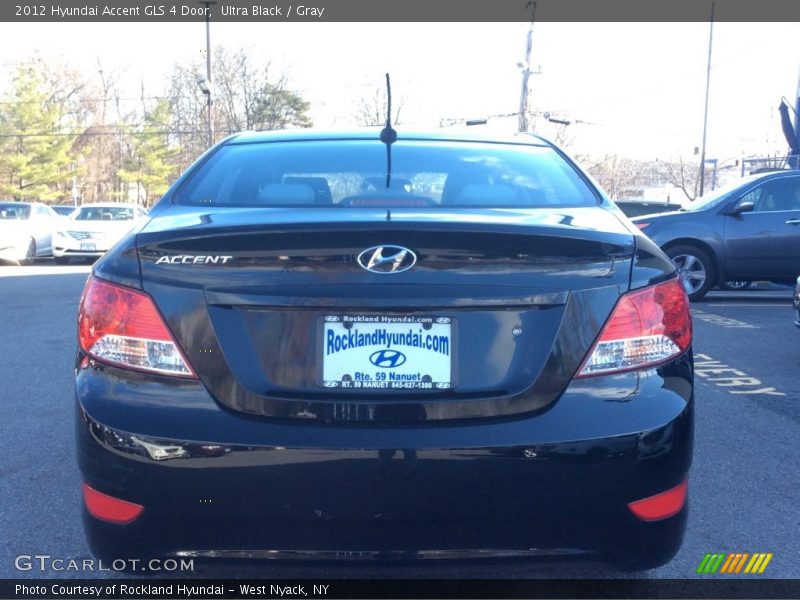 Ultra Black / Gray 2012 Hyundai Accent GLS 4 Door