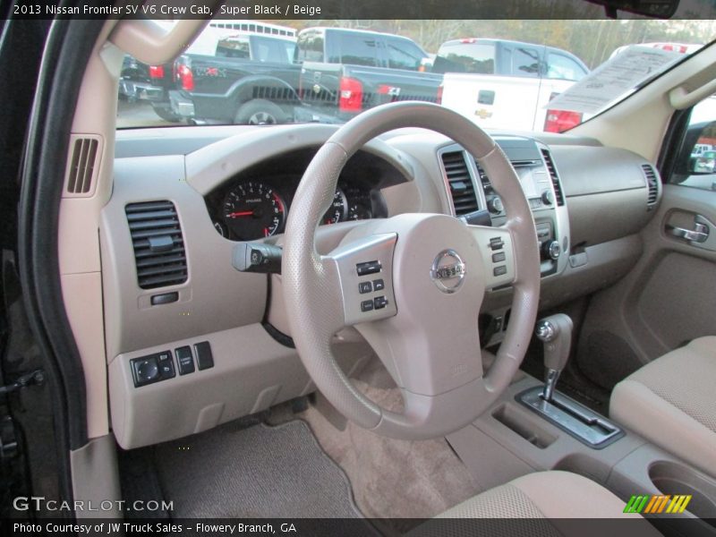 Super Black / Beige 2013 Nissan Frontier SV V6 Crew Cab