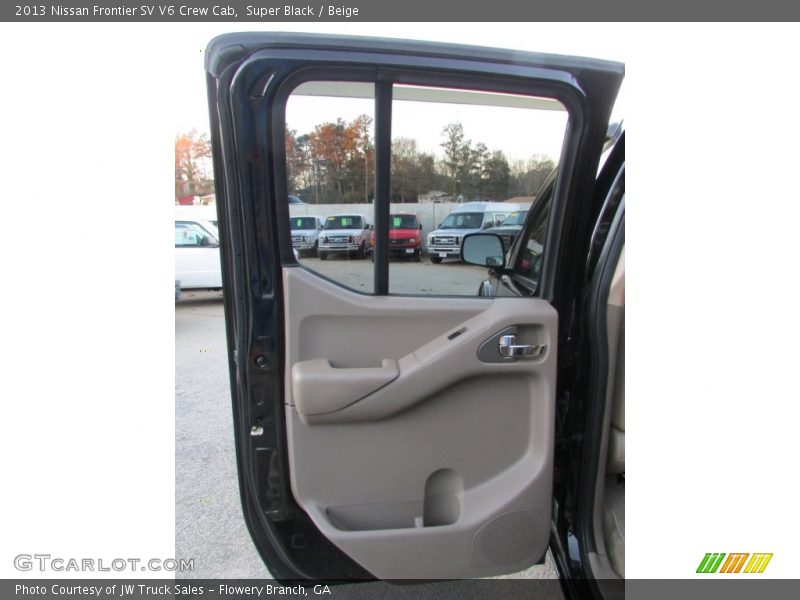 Super Black / Beige 2013 Nissan Frontier SV V6 Crew Cab
