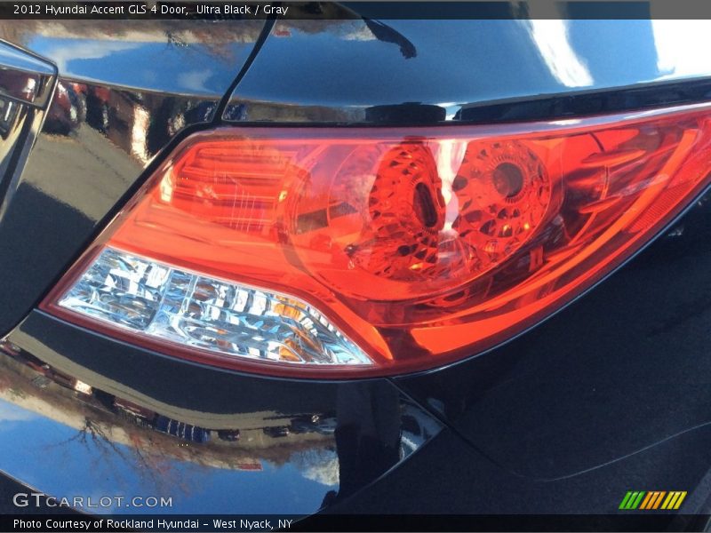 Ultra Black / Gray 2012 Hyundai Accent GLS 4 Door