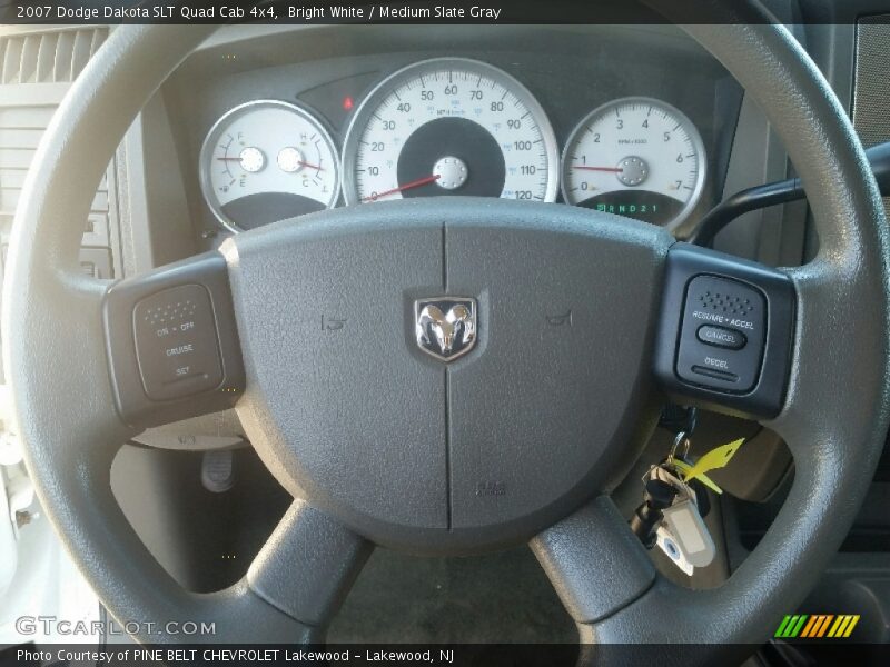 Bright White / Medium Slate Gray 2007 Dodge Dakota SLT Quad Cab 4x4