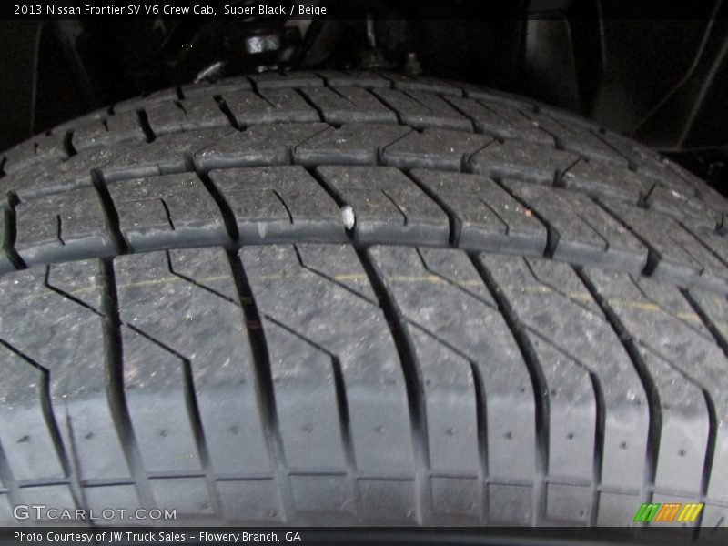 Super Black / Beige 2013 Nissan Frontier SV V6 Crew Cab