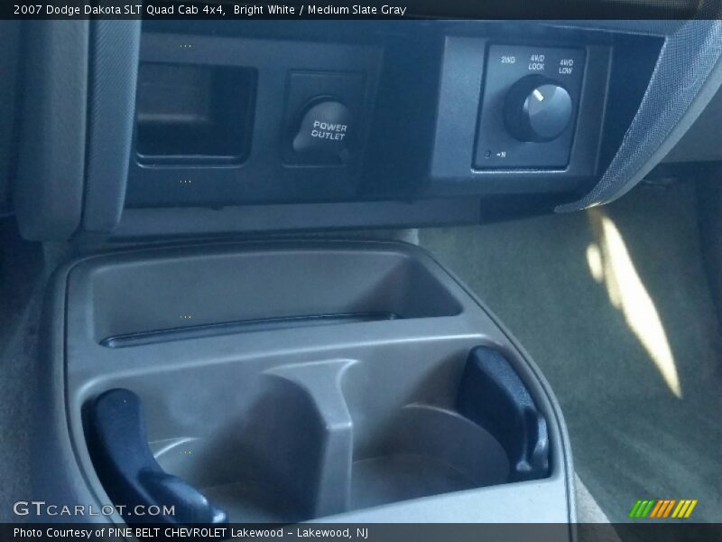 Bright White / Medium Slate Gray 2007 Dodge Dakota SLT Quad Cab 4x4