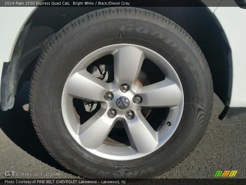 Bright White / Black/Diesel Gray 2014 Ram 1500 Express Quad Cab