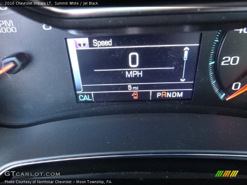 Summit White / Jet Black 2016 Chevrolet Impala LT
