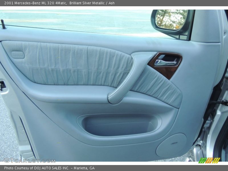 Brilliant Silver Metallic / Ash 2001 Mercedes-Benz ML 320 4Matic