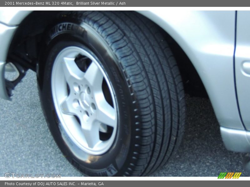Brilliant Silver Metallic / Ash 2001 Mercedes-Benz ML 320 4Matic