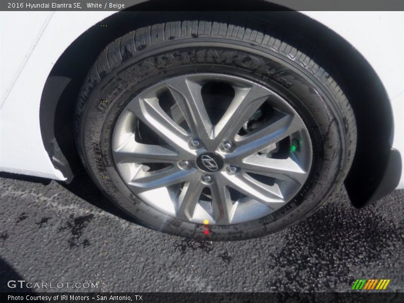 White / Beige 2016 Hyundai Elantra SE