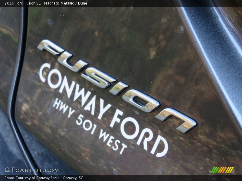 Magnetic Metallic / Dune 2016 Ford Fusion SE