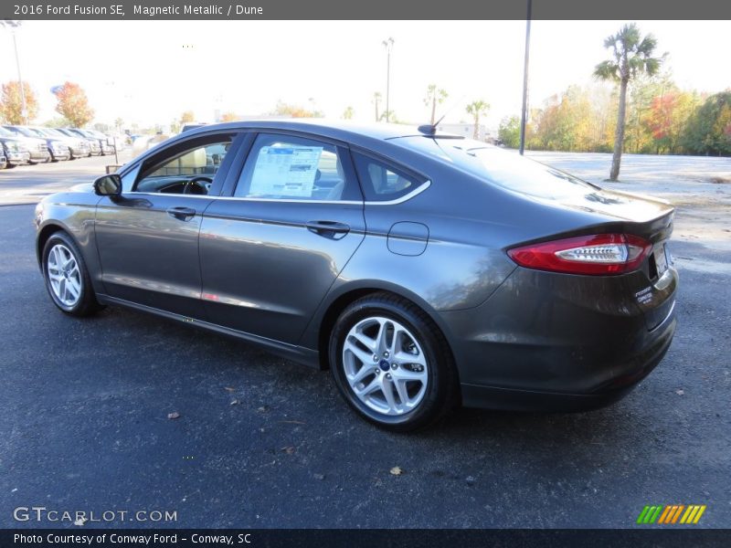 Magnetic Metallic / Dune 2016 Ford Fusion SE
