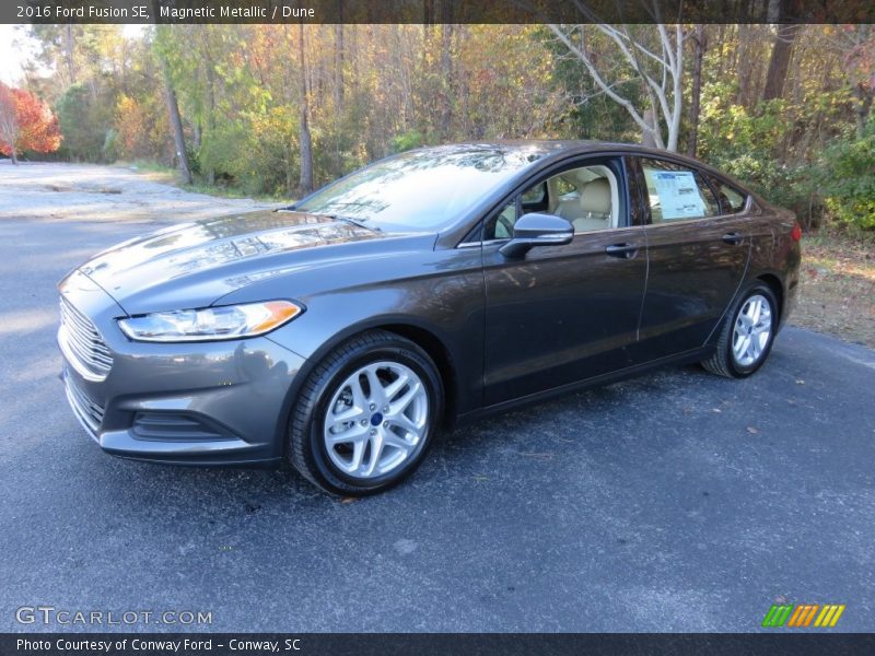 Magnetic Metallic / Dune 2016 Ford Fusion SE