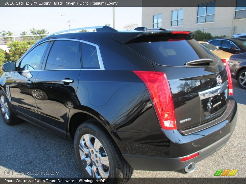 Black Raven / Light Titanium/Ebony 2016 Cadillac SRX Luxury