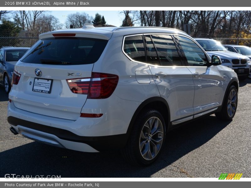 Alpine White / Black 2016 BMW X3 xDrive28i