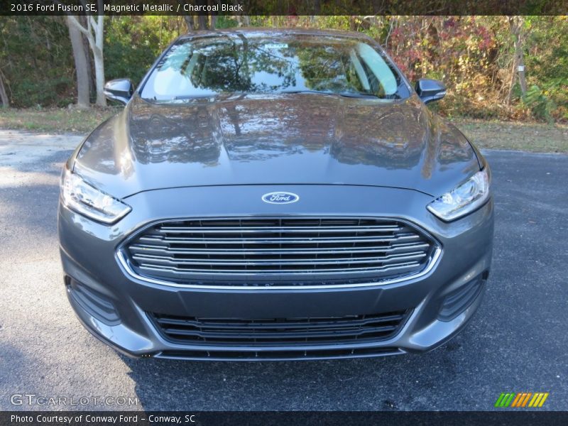 Magnetic Metallic / Charcoal Black 2016 Ford Fusion SE