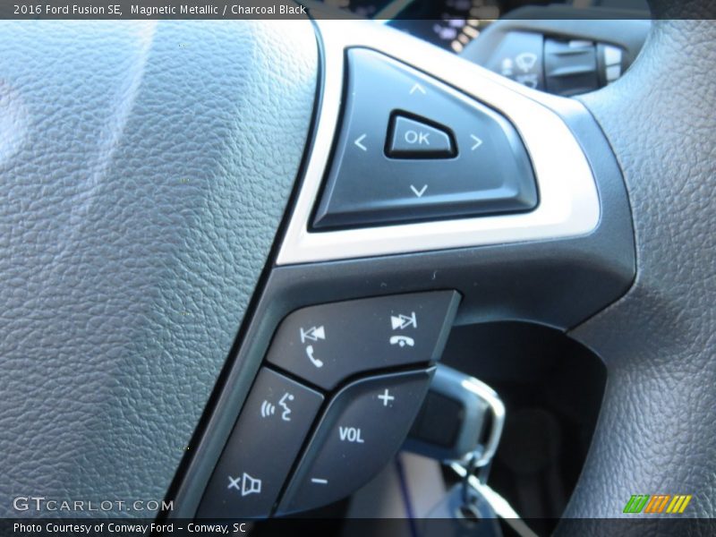 Magnetic Metallic / Charcoal Black 2016 Ford Fusion SE