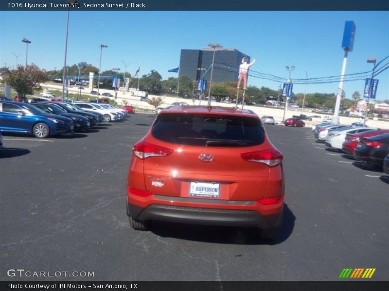 Sedona Sunset / Black 2016 Hyundai Tucson SE
