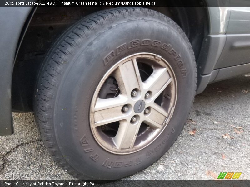 Titanium Green Metallic / Medium/Dark Pebble Beige 2005 Ford Escape XLS 4WD